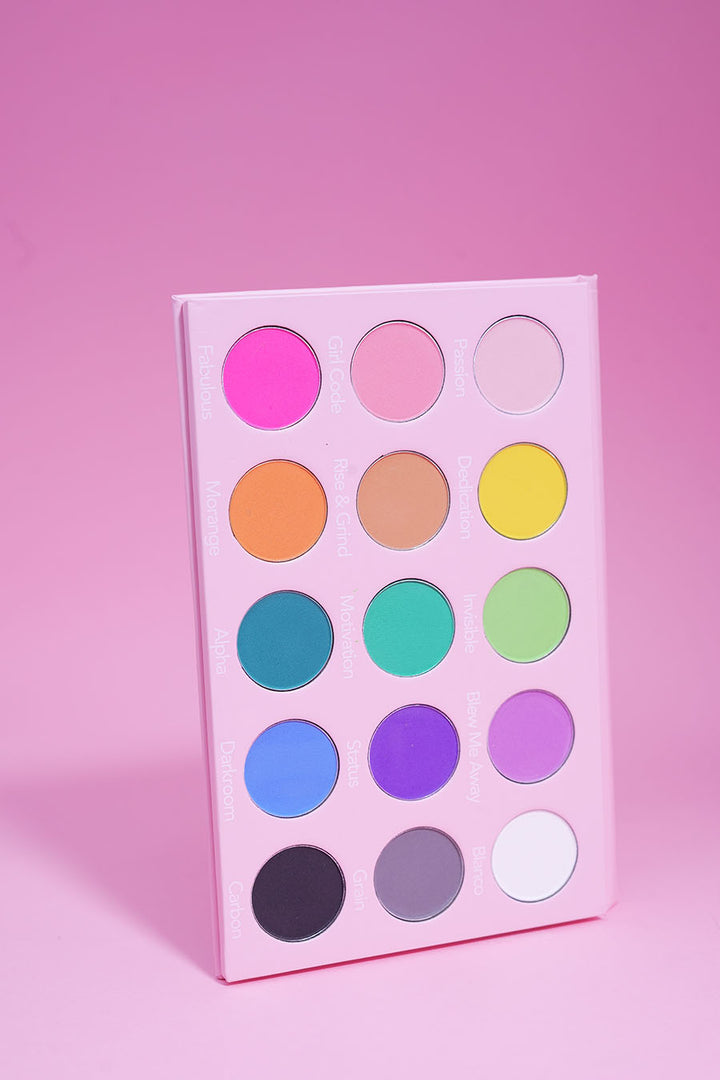All That MATTE'rs Eyeshadow Palette